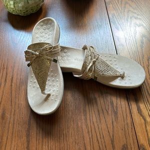 Vionic Gold Comfort Sandal
